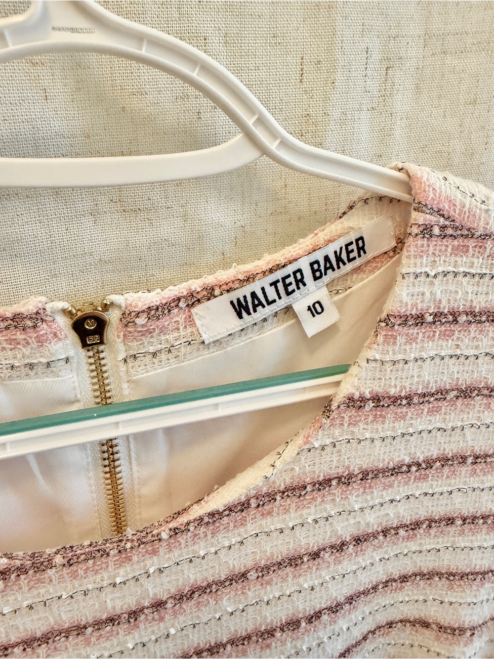 Dress Subcategory Identification - Picture 4 of 4